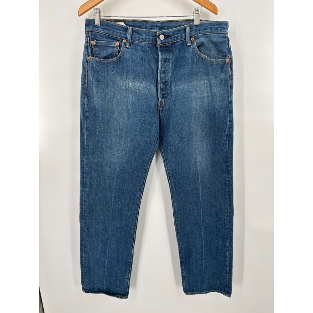 Levis 501 Original Y2K Style Men's 38x34 Workwear Faded Tradesmen/ Grunge Denim